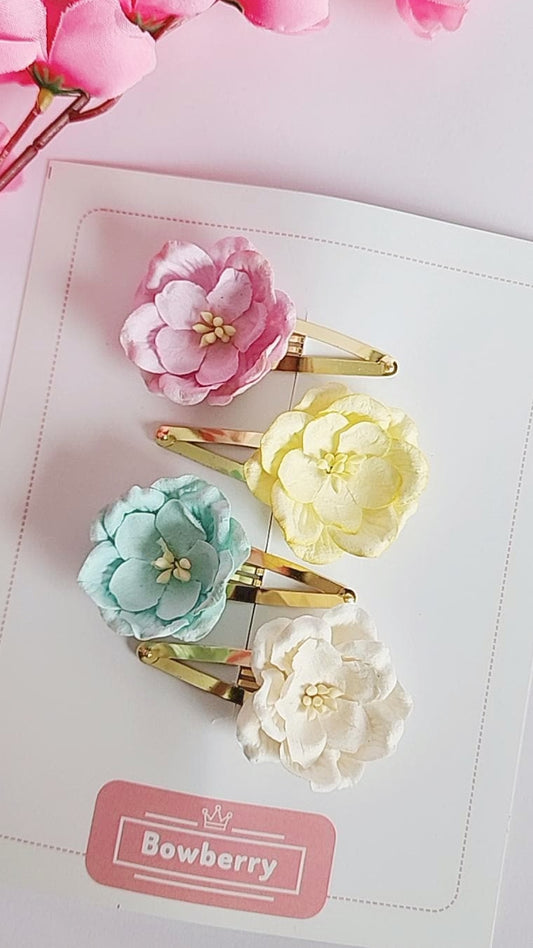 Pastel Flowers set on snap clips