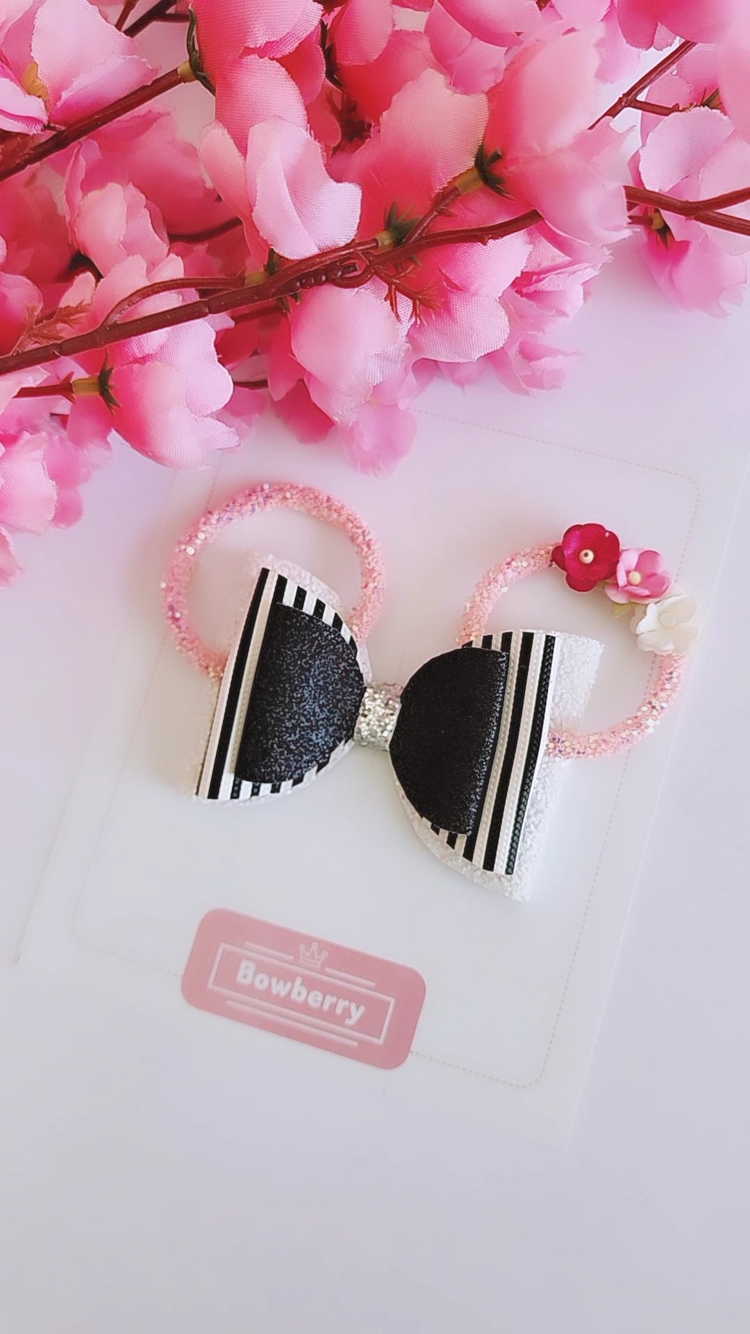 Minnie Mouse ears bow clip ( Pink )