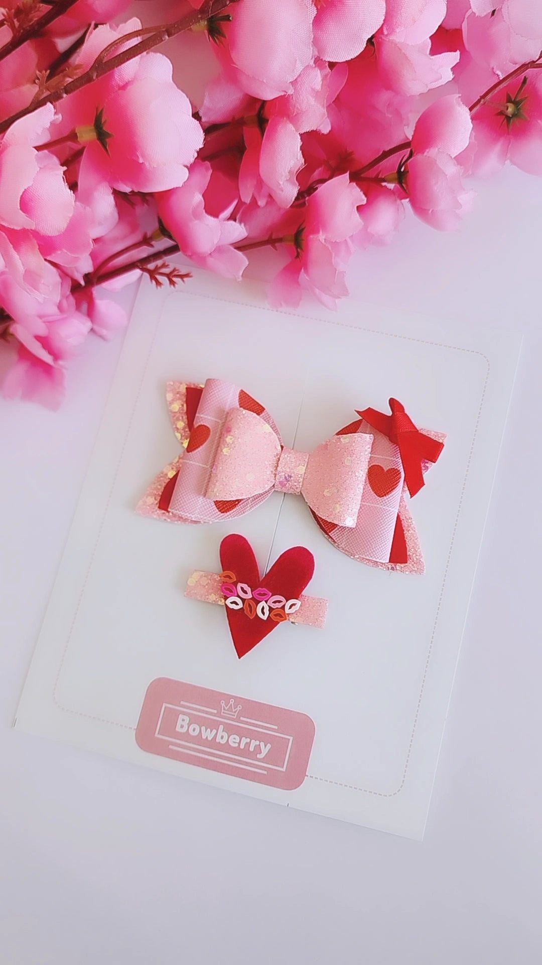 Piece of Heart bow clips set