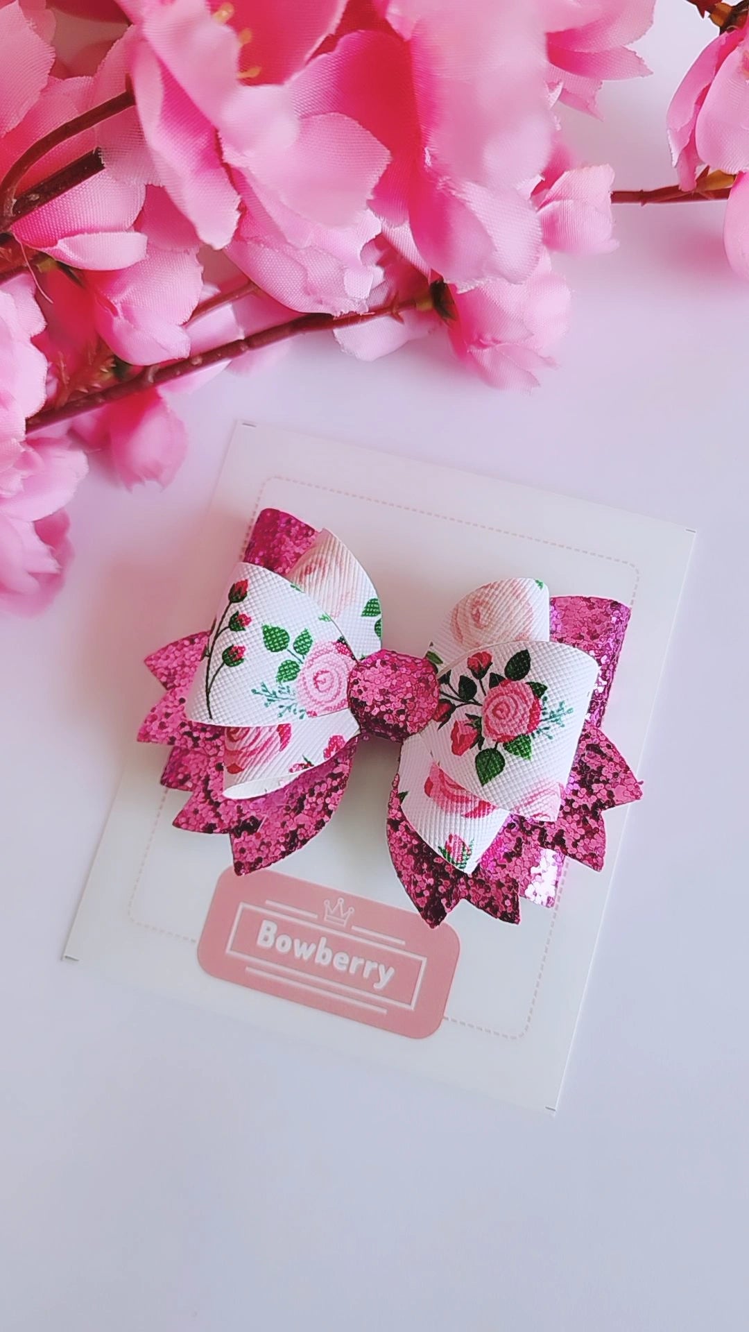 Pinky Floral bow clip