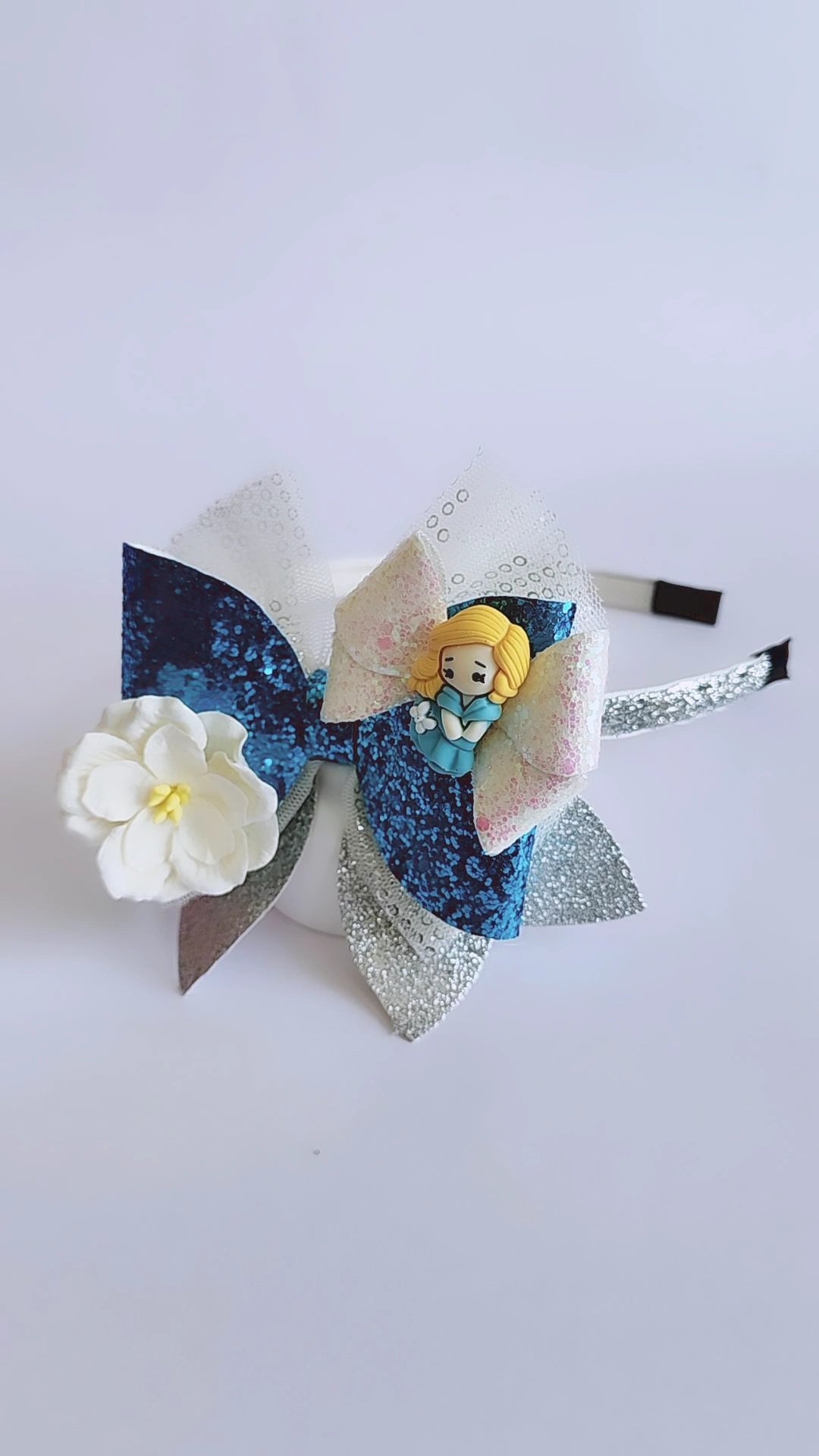 Princess Elsa bow with Detachable hairband